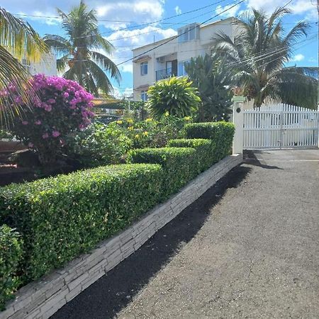 Chez Diana Flic en Flac Exterior foto
