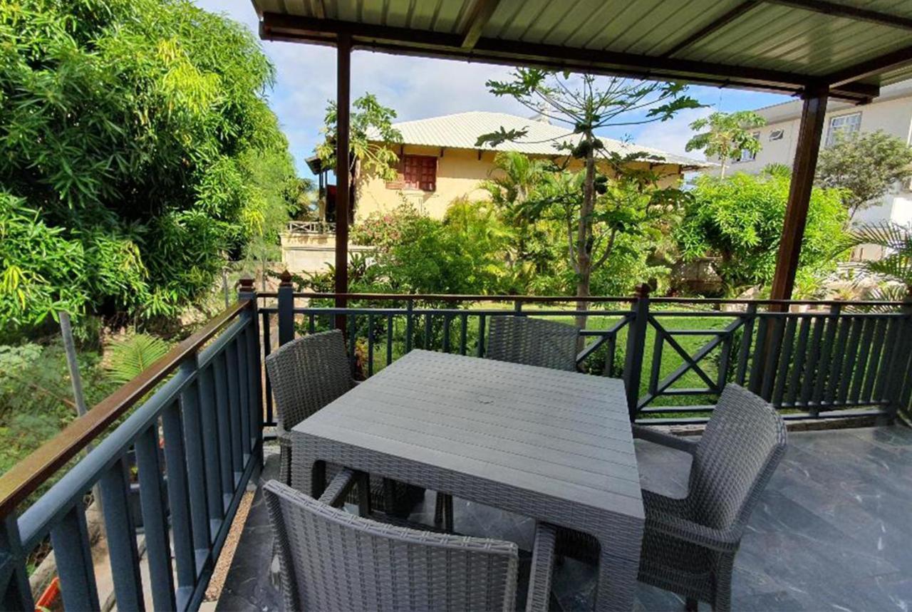 Chez Diana Flic en Flac Exterior foto